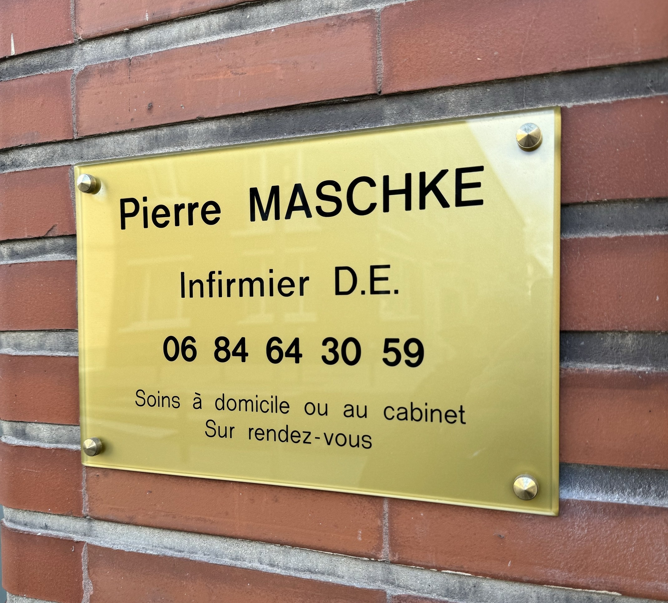 Pierre Maschké infirmier diplomé d'état